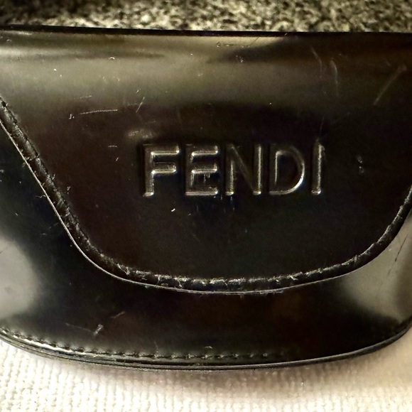 Fendi sunglasses - Picture 15 of 16